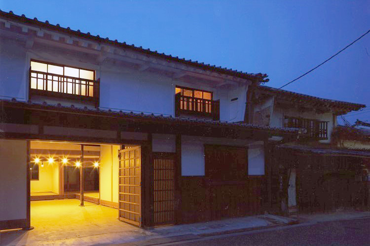 富田林じないまち木くま館