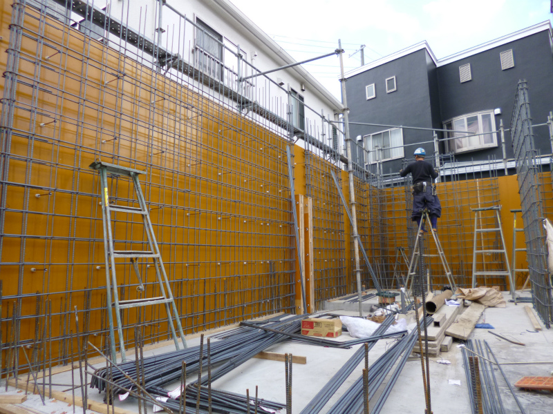 西宮市O邸　１階壁配筋中