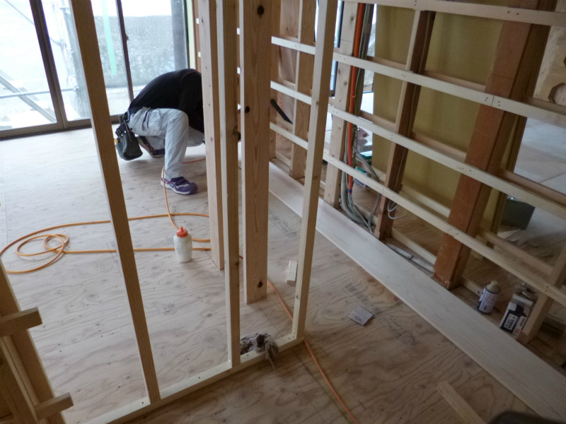 大阪狭山市K邸　床工事中（リノベーション）