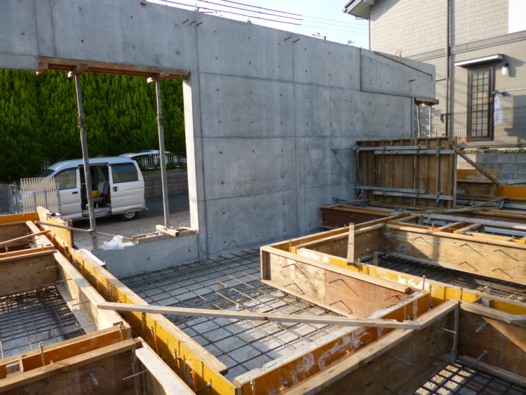 河内長野市Y邸　基礎２