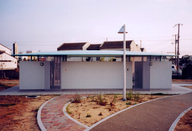 垣内公園公衆トイレ-02