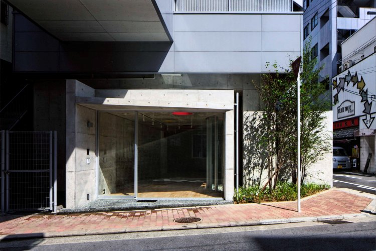 西九条高架下店舗-04