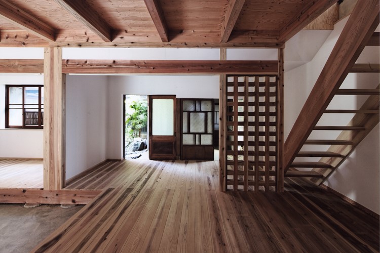 富田林じないまち木くま館-04